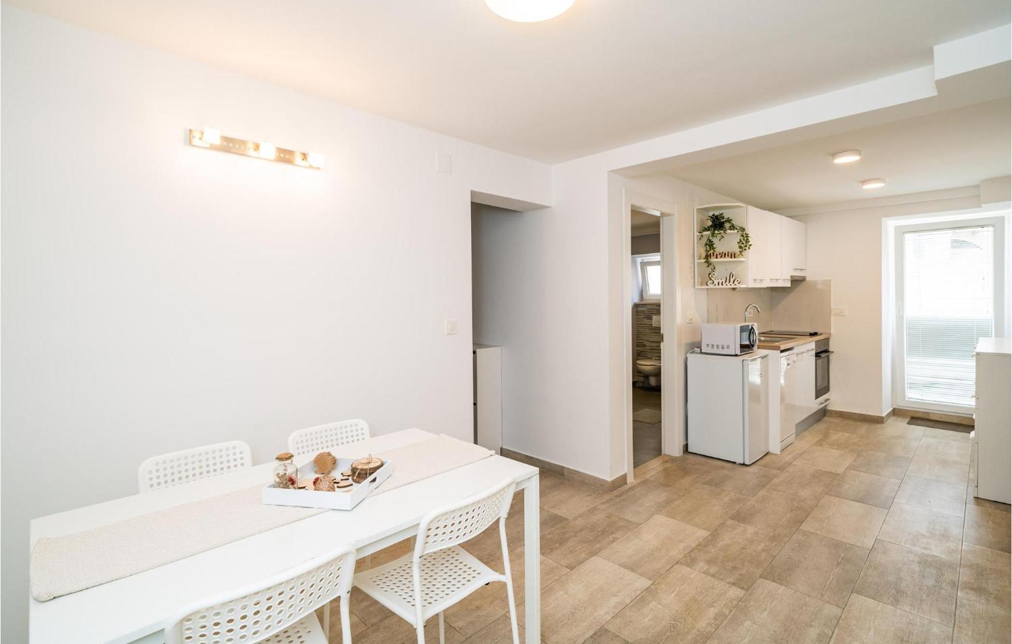 Leilighet Nice In With Kitchen Dubrovnik